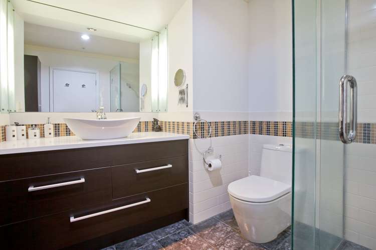 438/35 Hobson Street Auckland Central_7