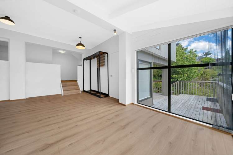 84 & 86 Ayton Drive Totara Vale_30