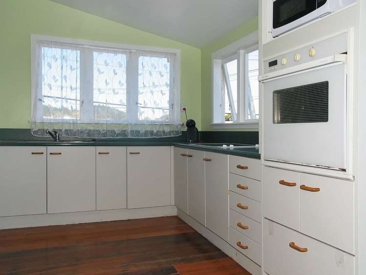 96 Russell Terrace Berhampore_10