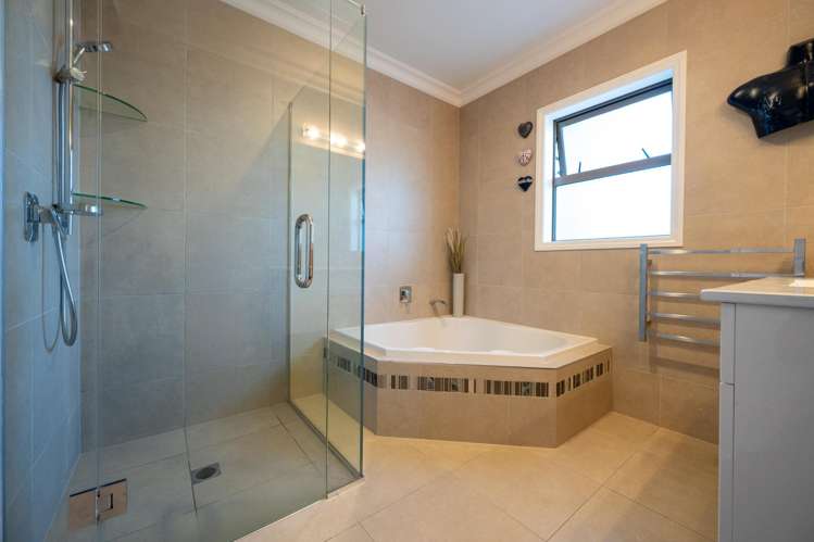 28 Whakatomo Place Havelock North_11