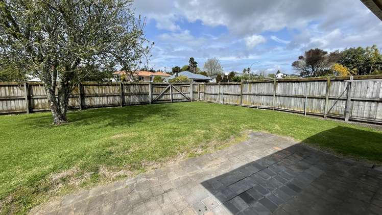 12 Gill Avenue Te Atatū Peninsula_3