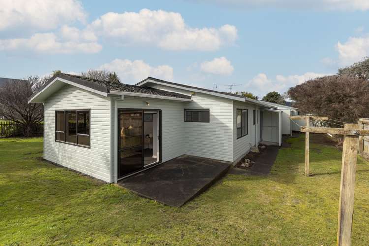 64 Mazengarb Road Paraparaumu Beach_21
