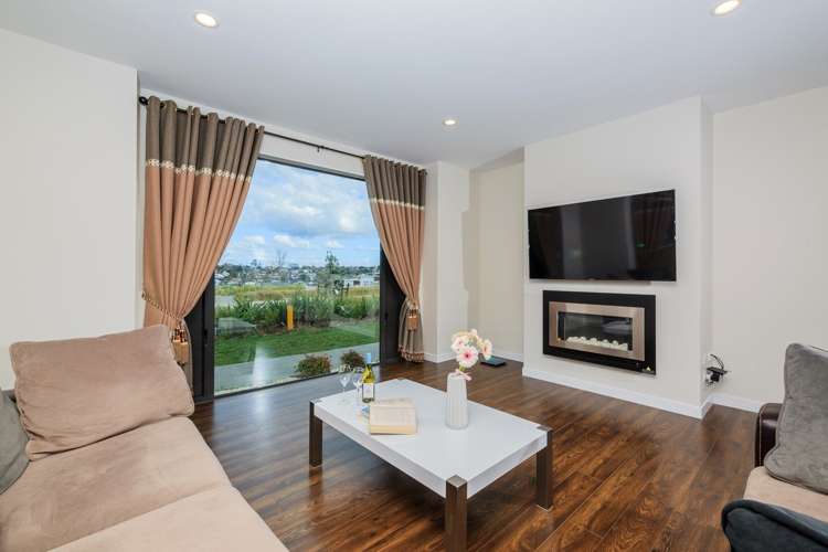 11 Caldera Drive Long Bay_8