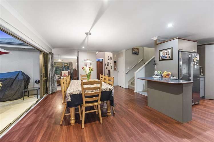 18 Sharaleigh Place Grandview Heights_29