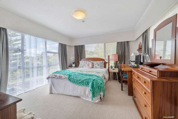 12a Girrahween Drive Totara Vale_5