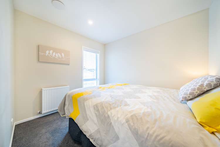 6 Poulson Grove Trentham_16