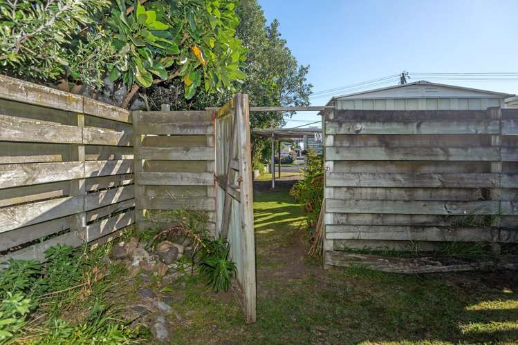 2/48 Waitangi Street Gisborne_13