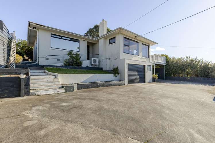 531 Devon Street West_0