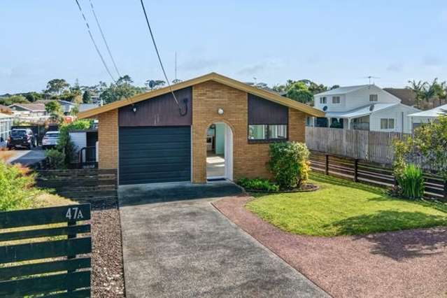 TWO-BEDROOM HOME, RED BEACH AVAILABLE WAITANGI DAY