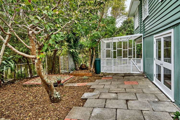 14 Taupo Crescent Plimmerton_25