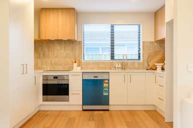 2/26 Warrington Street_3