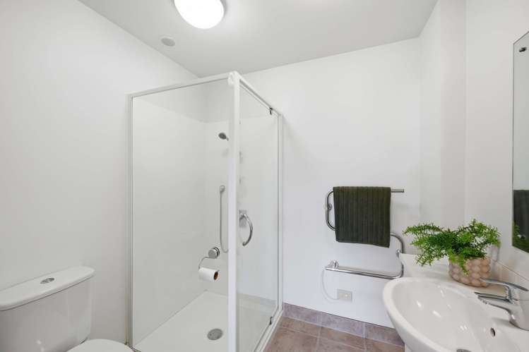 B12/30 Bute Road Browns Bay_9