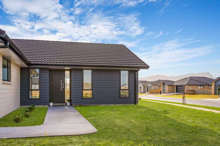 98 Kaurinui Crescent One Tree Point_9