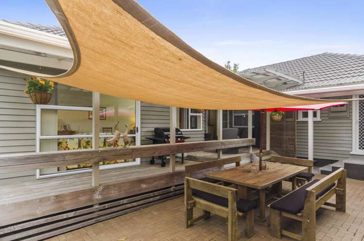 8 River Road Te Atatu Peninsula_12