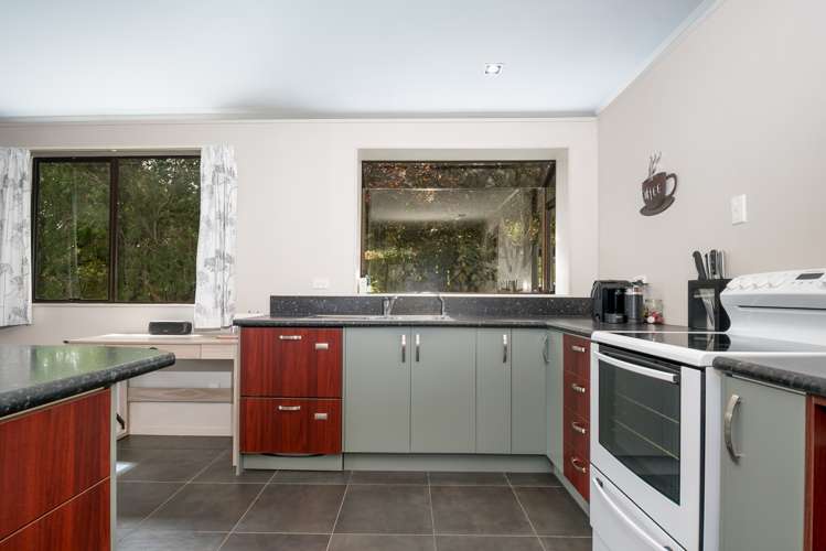 78 Moana View Road Waikawa_20