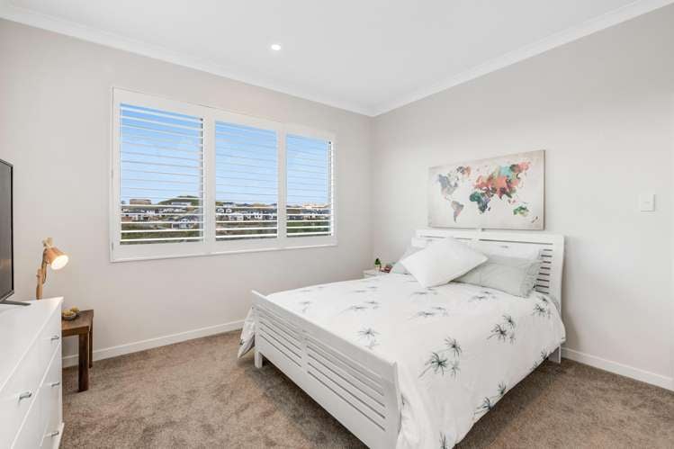 2 Bine Crescent Orewa_23