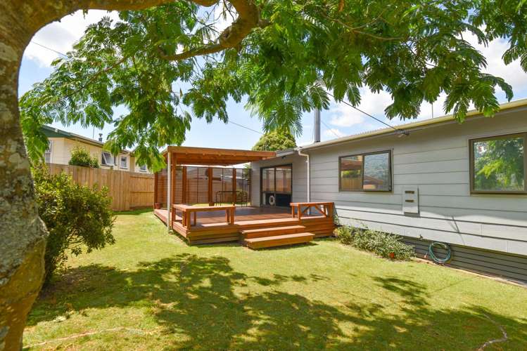 2 Bay Grove Pukehangi_11