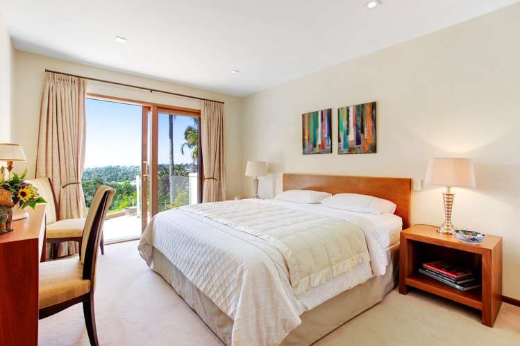131 Point View  Drive East Tamaki Heights_31