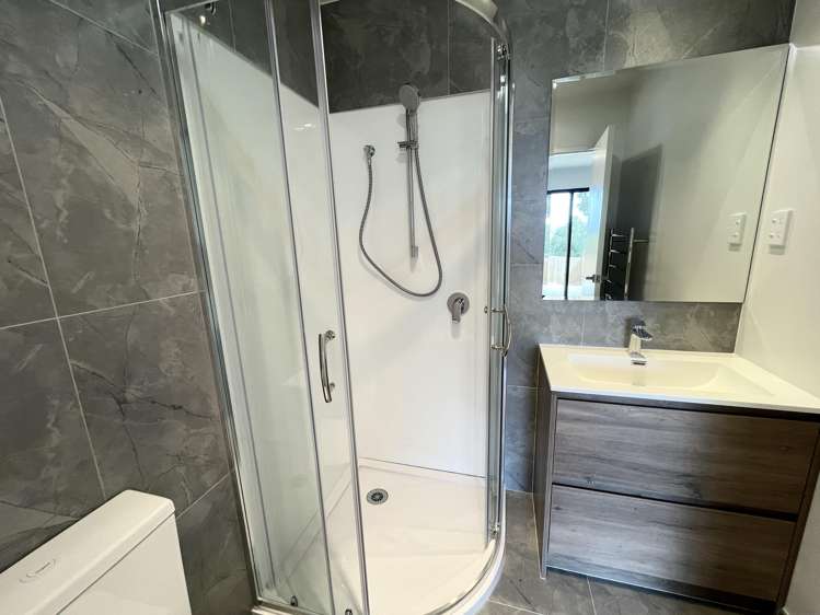 25/241 Don Buck Road Massey_9