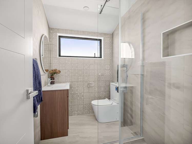 2B Mayflower Close Mangere East_16