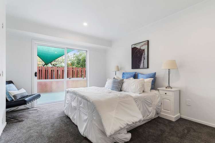 2/52 Waitaki Street Henderson_11