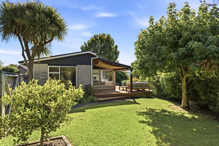 23 Kereru Street Two Mile Bay_21