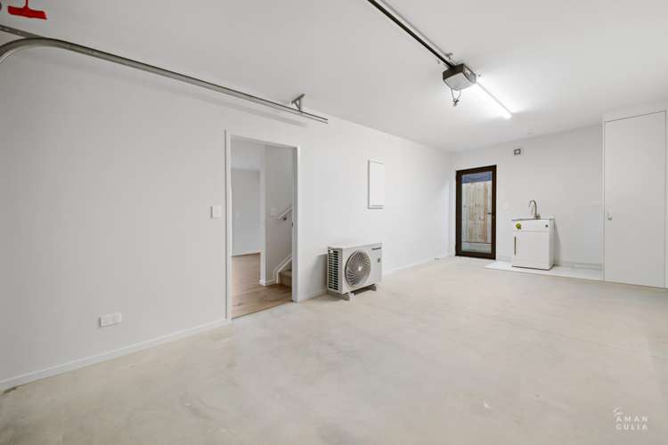 2 - 4 Moa Road Point Chevalier_13