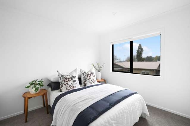 2/8 Johnson Street 1057_4