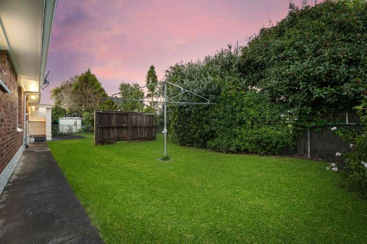 2/49 Landscape Road Papatoetoe_12