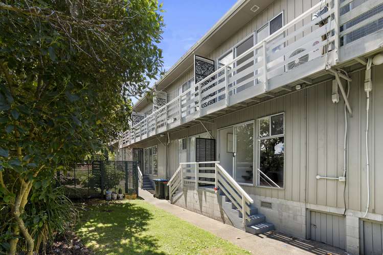 2/43 Grange Road Mount Eden_13