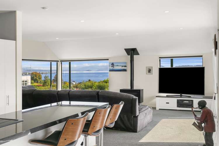 7 Ngamotu Road Taupo_6