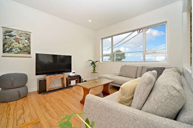 27 Fairlands Avenue Waterview_3