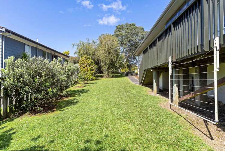 13 Tree View Avenue Glenfield_18