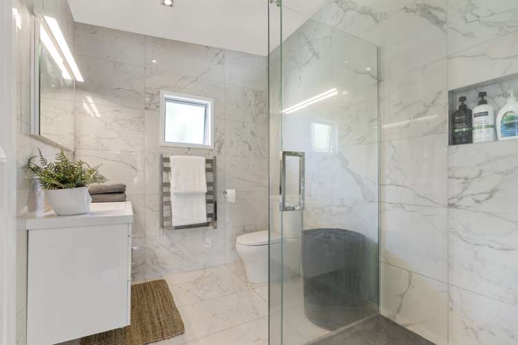 36a Glenelg Road Red Beach_14