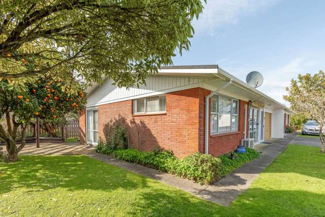 Charming Red-Brick Retreat