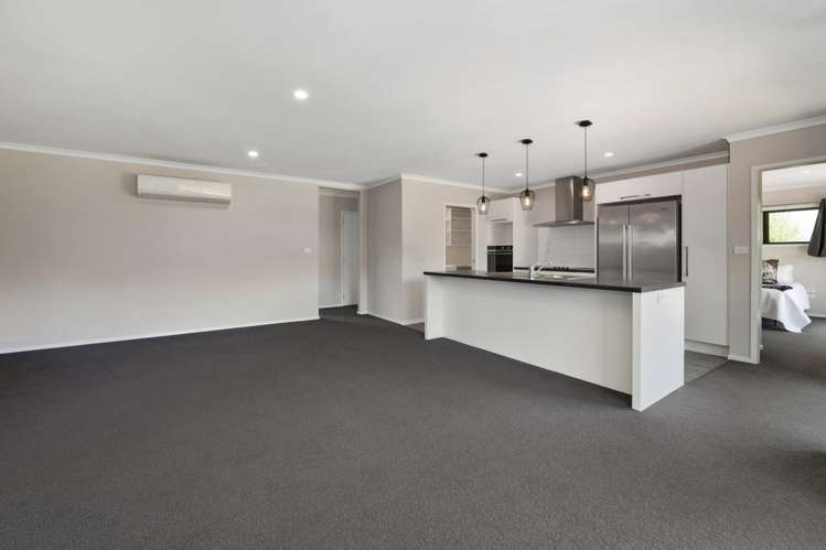 27 Pukeko Way Kinloch_9