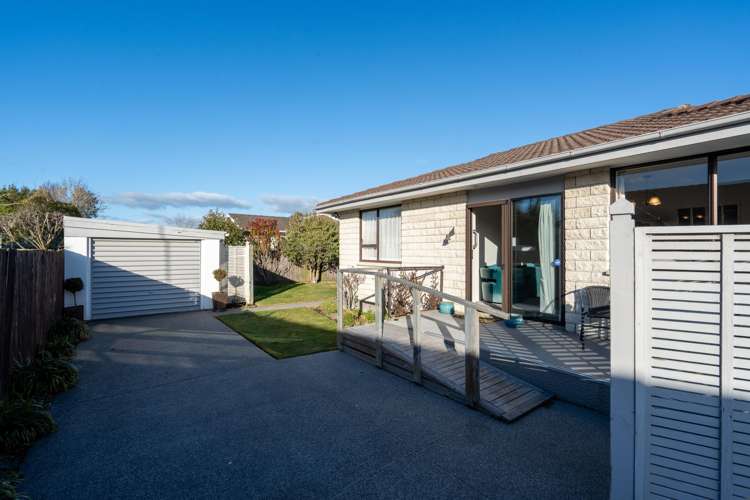 2/208 Grimseys Road Redwood_10