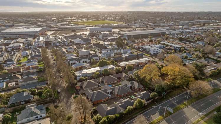 16c Defoe Place Waltham_22