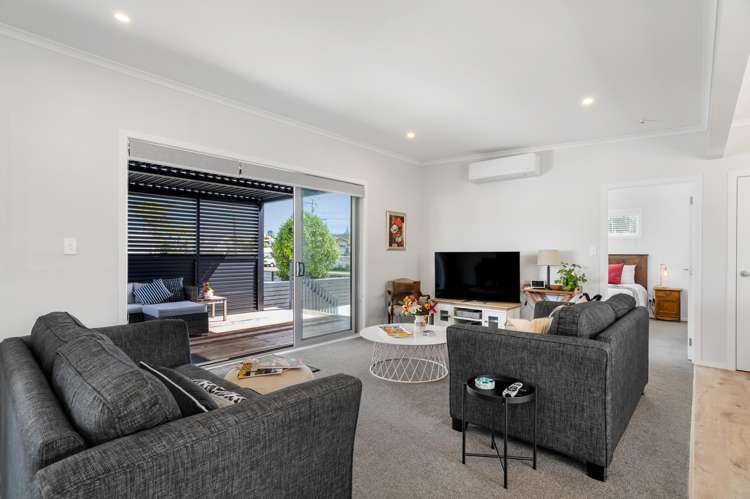 215A Ocean Road Whangamata_9