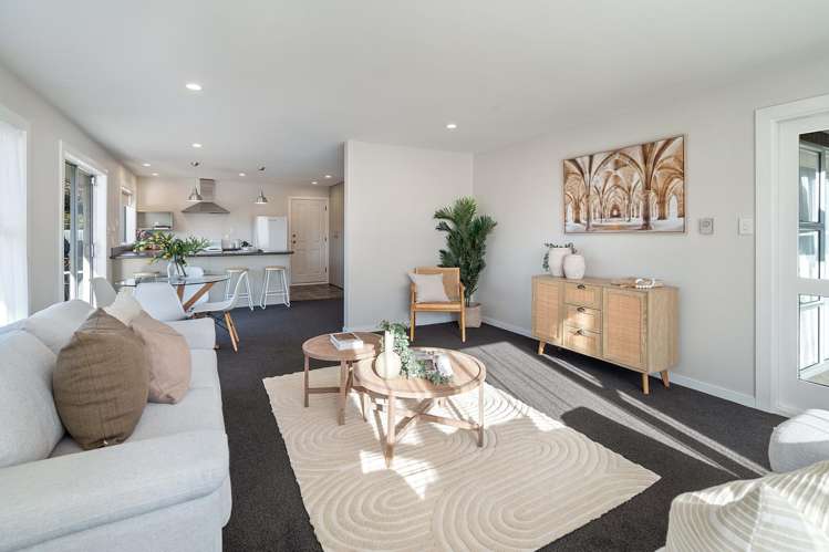 1/8 Hythe Lane Saint Martins_12