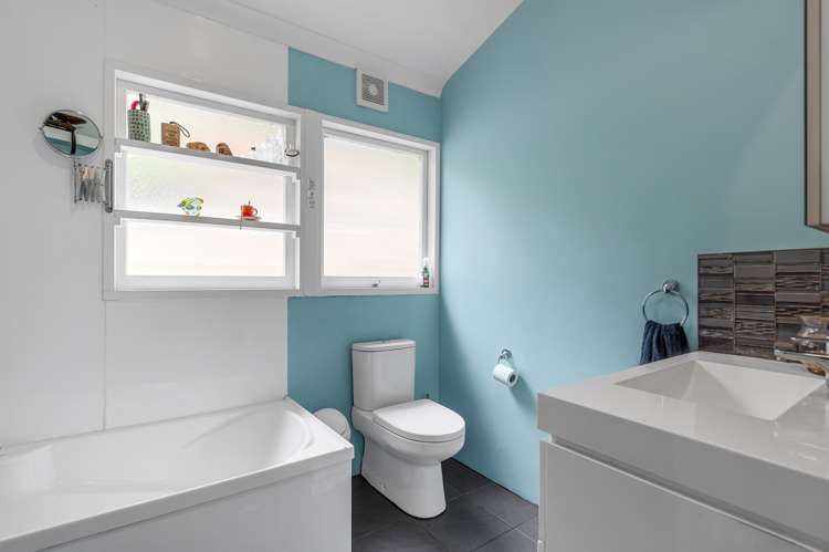 2/17 Gibbs Crescent Red Hill_11