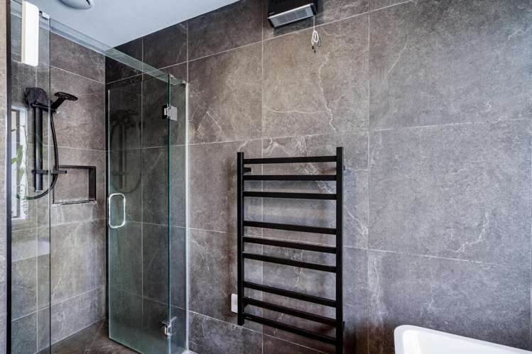 254 Riverbend Road Meeanee_18