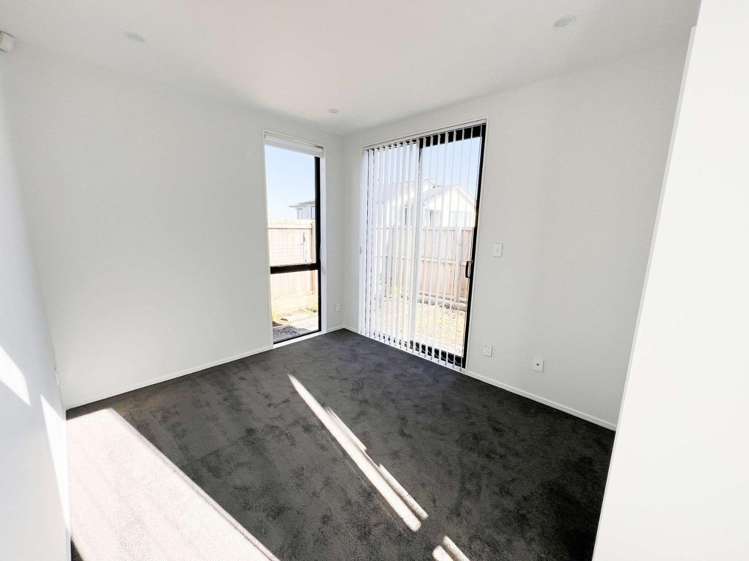 5/281B Hillsborough Road 1687_8