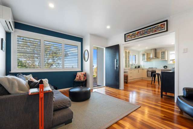 2/48a Tawa Road One Tree Hill_3