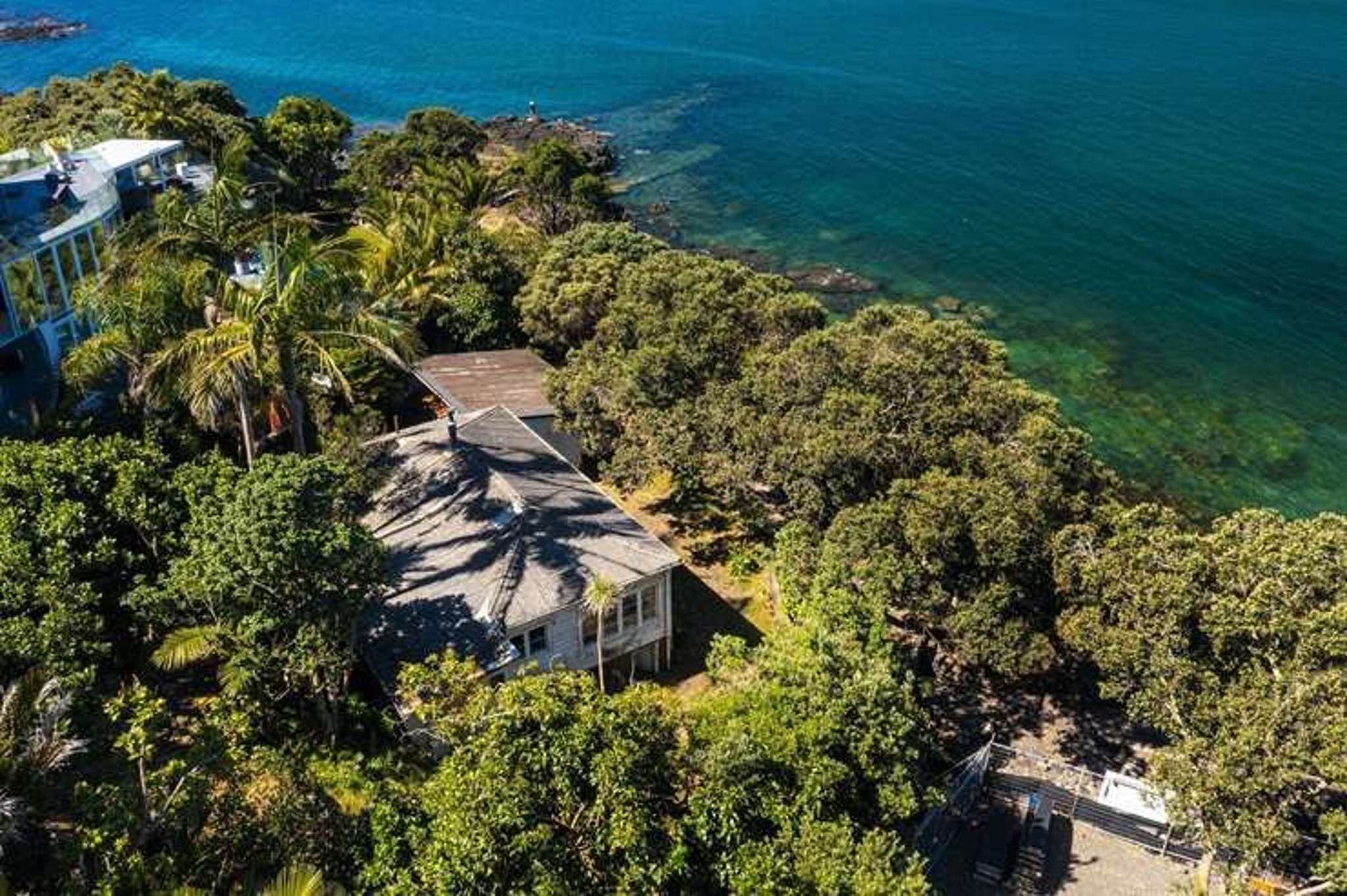 $6m cottage at centre of walkway dispute pulled from sale