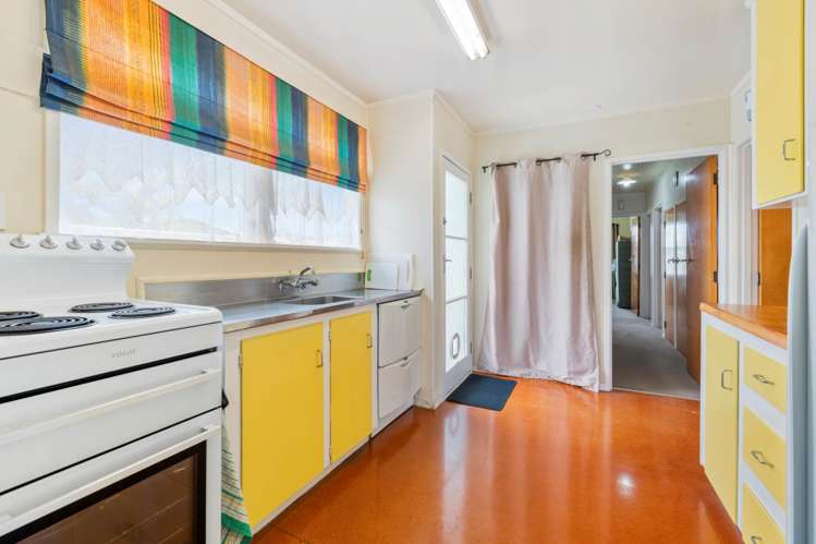 44 & 44A Kelvin Road Papakura_18