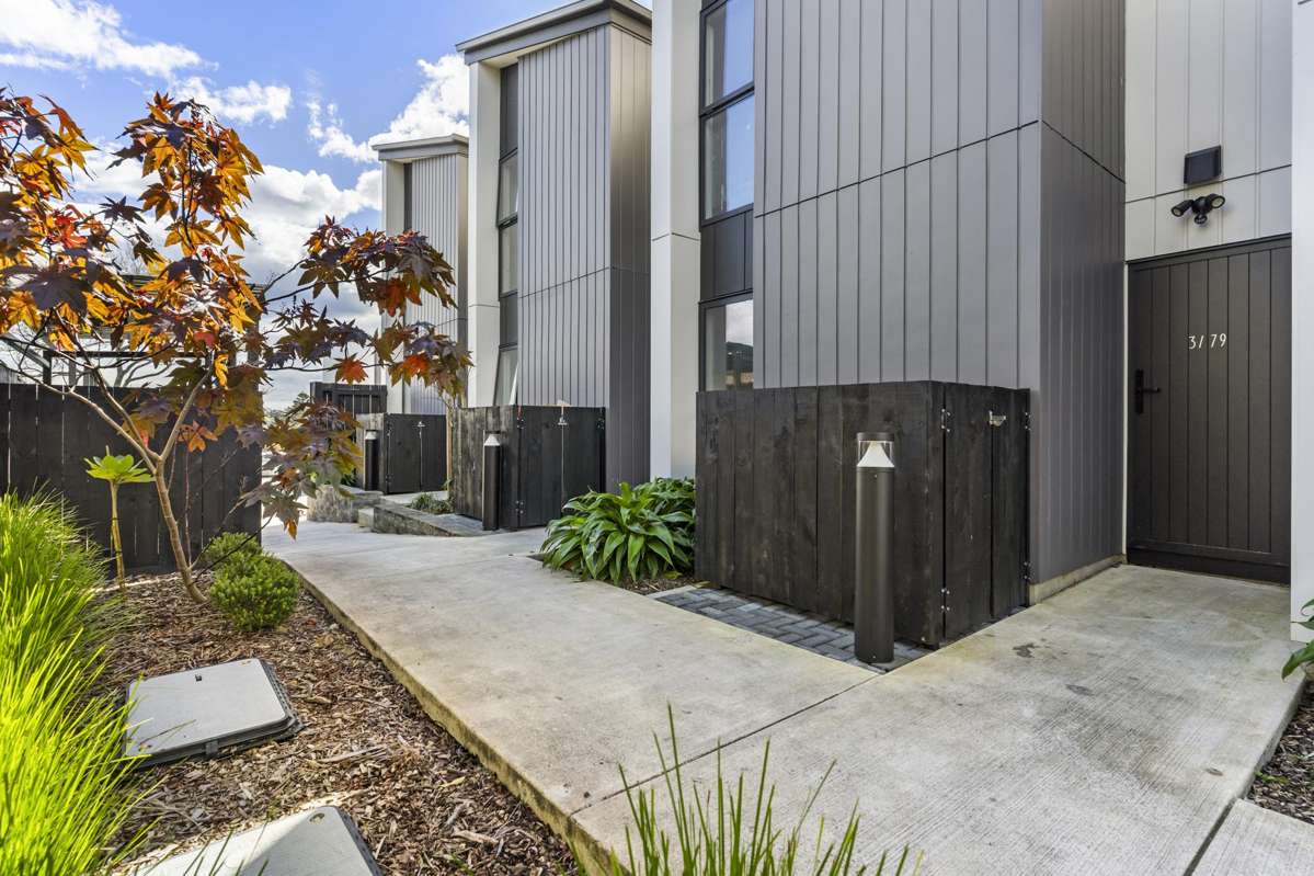 3/79 Edmonton Road_3