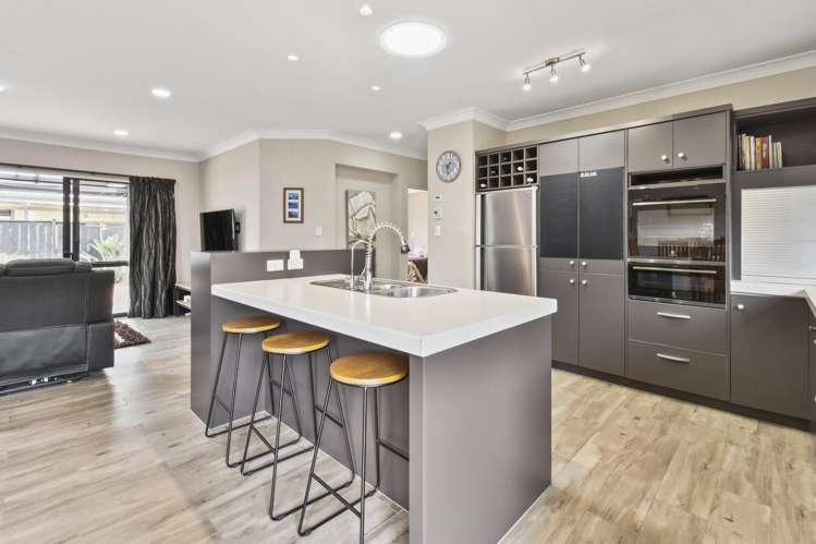 25 Girvan Terrace Wattle Downs_4