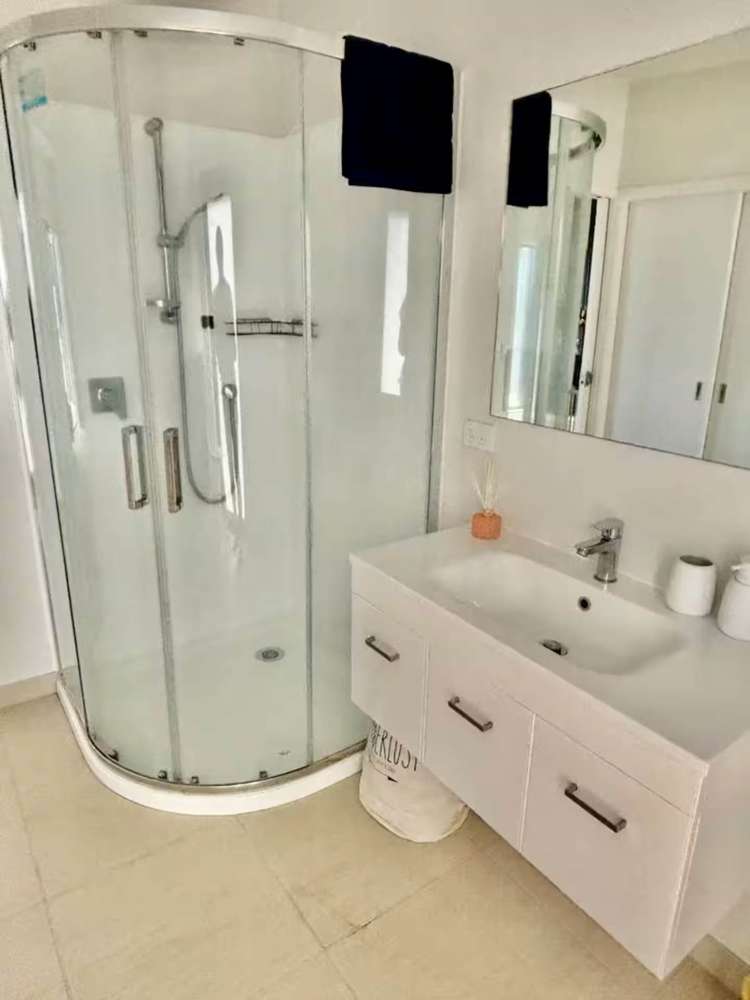 33 Pohutukawa Avenue Red Beach_5