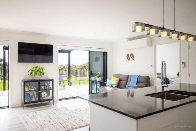 15 Ruruhi Street Raglan_9